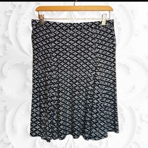 Max Studio Black and White Patterned A-Line Skirt